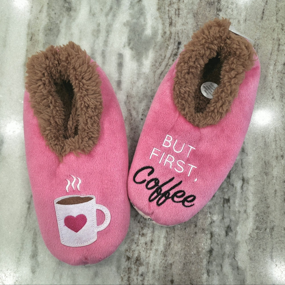 Snoozies | Pairables Pink Sherpa-lined Slippers with Coffee Design